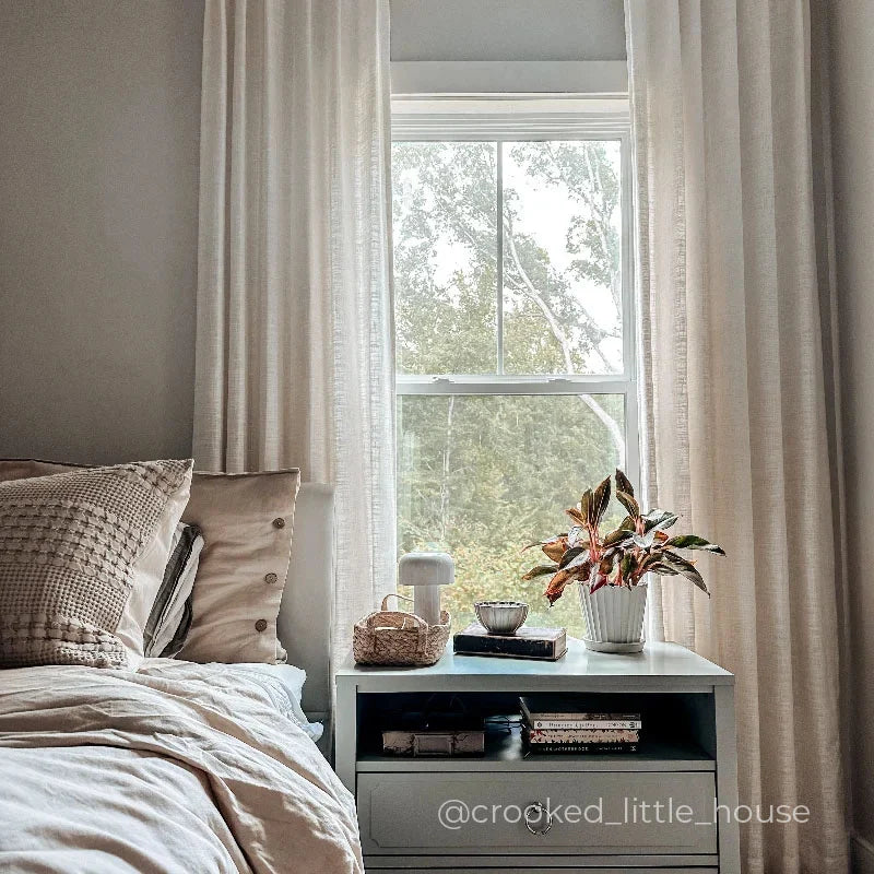 Liz lvory White Pinch Pleated Linen Drape