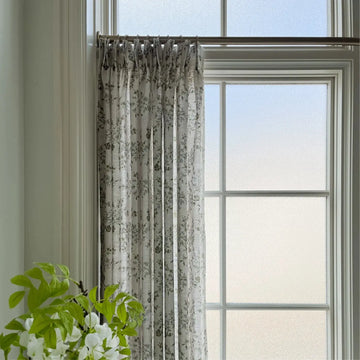 Sara Le Print Linen Pleated Cafe Curtains -TWOPAGES