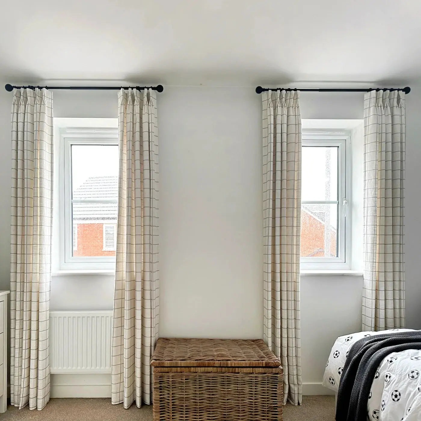 Stefana Silber Print Linen Blend Curtain Drapery Pleated -TWOPAGES